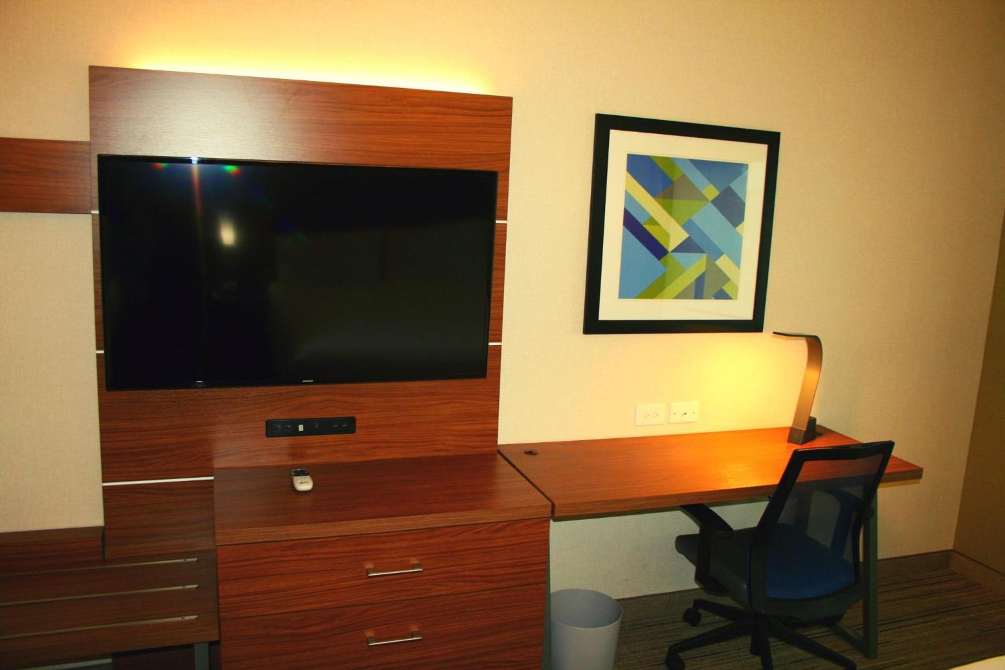Holiday Inn Express Hotel & Suites Marina By Ihg Exteriör bild